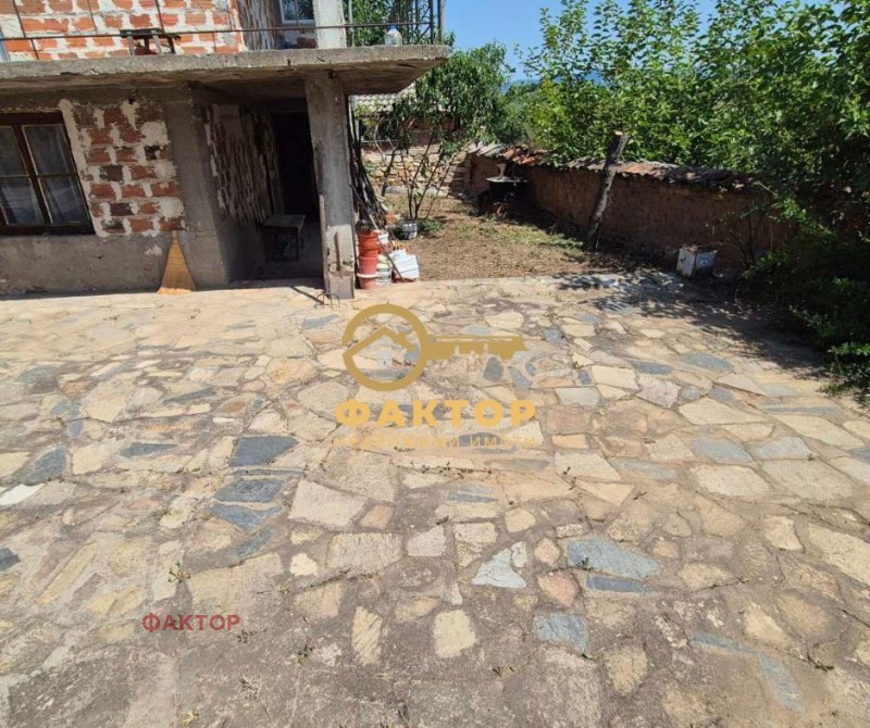 Till salu  Hus region Stara Zagora , Veren , 150 kvm | 17734156 - bild [3]