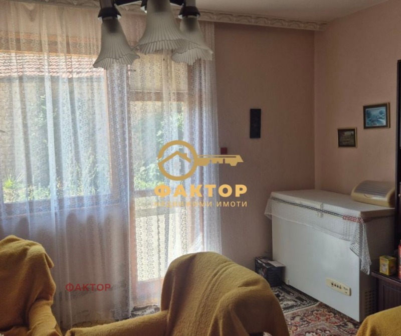 Till salu  Hus region Stara Zagora , Veren , 150 kvm | 17734156 - bild [4]