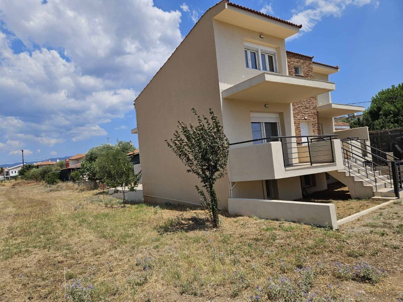 Продава КЪЩА в Гърция, Халкидики - 170 кв.м / 195 000 € » 381 386.85 лв., БОКАР - НЕДВИЖИМИ ИМОТИ