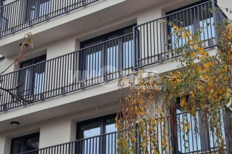 Продава 3-СТАЕН, гр. София, Център, снимка 2 - Апартаменти - 53041891