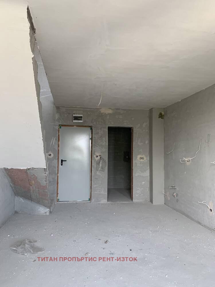 Satılık  İki Katlı Daire Burgas , Vazrajdane , 93 metrekare | 33510044 - görüntü [16]