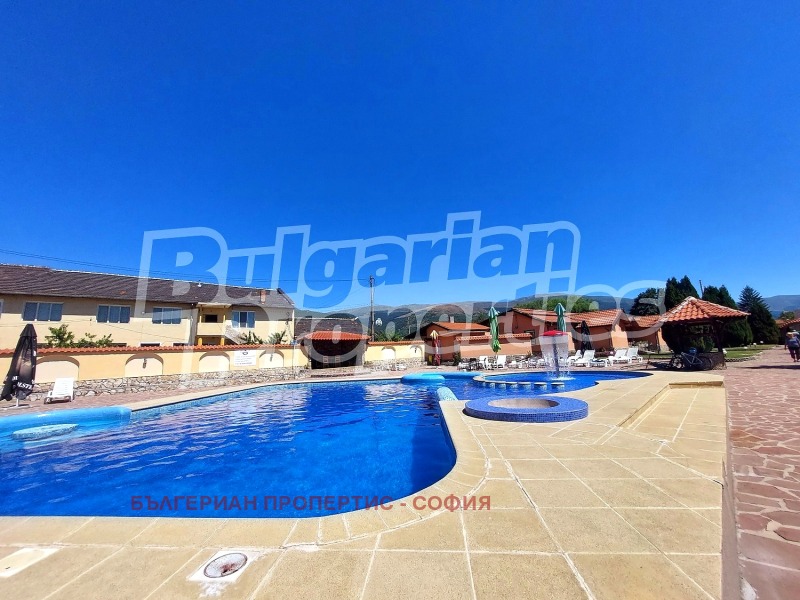 Продава ХОТЕЛ, гр. Златица, област София област, снимка 5 - Хотели - 53106450