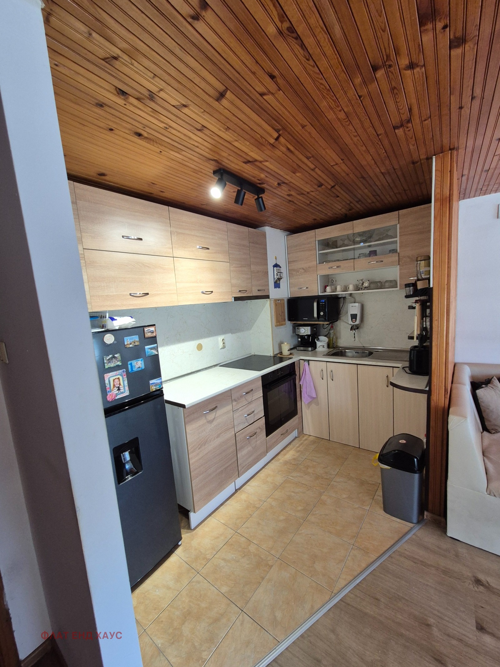 Продава ЕТАЖ ОТ КЪЩА, гр. Варна, Трошево, снимка 3 - Етаж от къща - 55581872