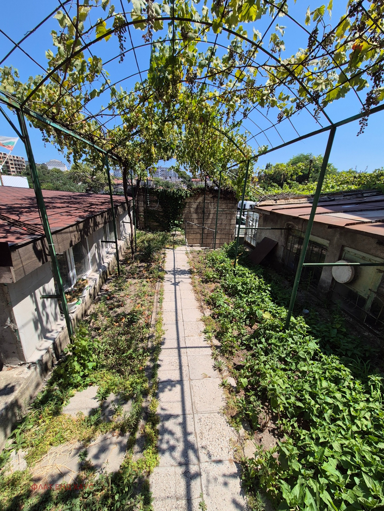 Продава ЕТАЖ ОТ КЪЩА, гр. Варна, Трошево, снимка 17 - Етаж от къща - 55581872