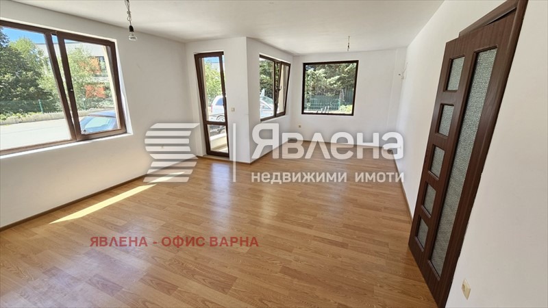 Продава 3-СТАЕН, гр. Варна, Бриз, снимка 3 - Aпартаменти - 48578441