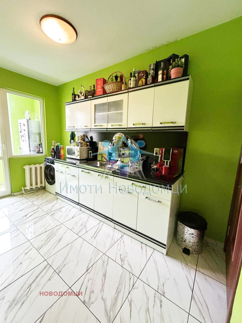 Продава 4-СТАЕН, гр. Шумен, Гривица, снимка 3 - Апартаменти - 52377262