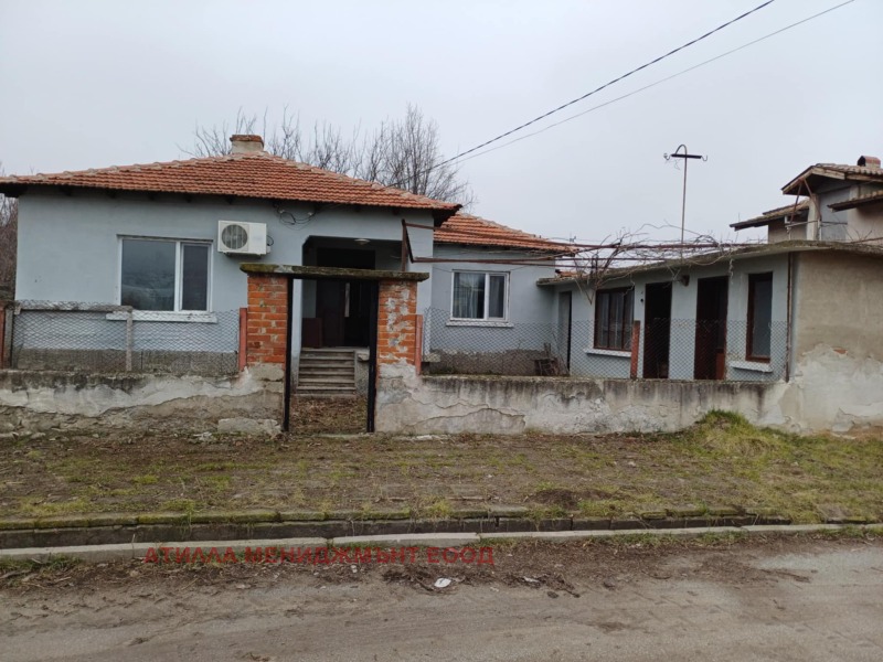 Продава КЪЩА, с. Болярци, област Пловдив