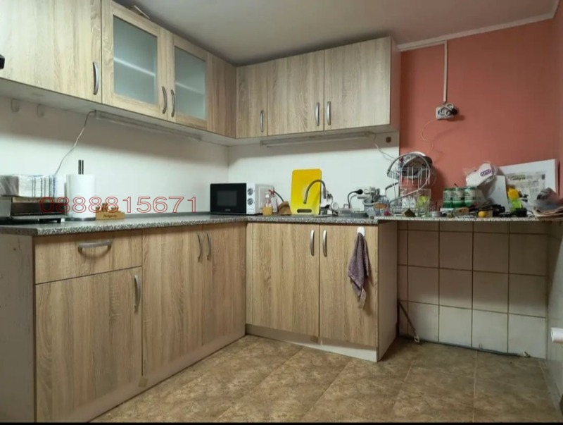 Продава КЪЩА, гр. Годеч, област София област, снимка 9 - Къщи - 53002004