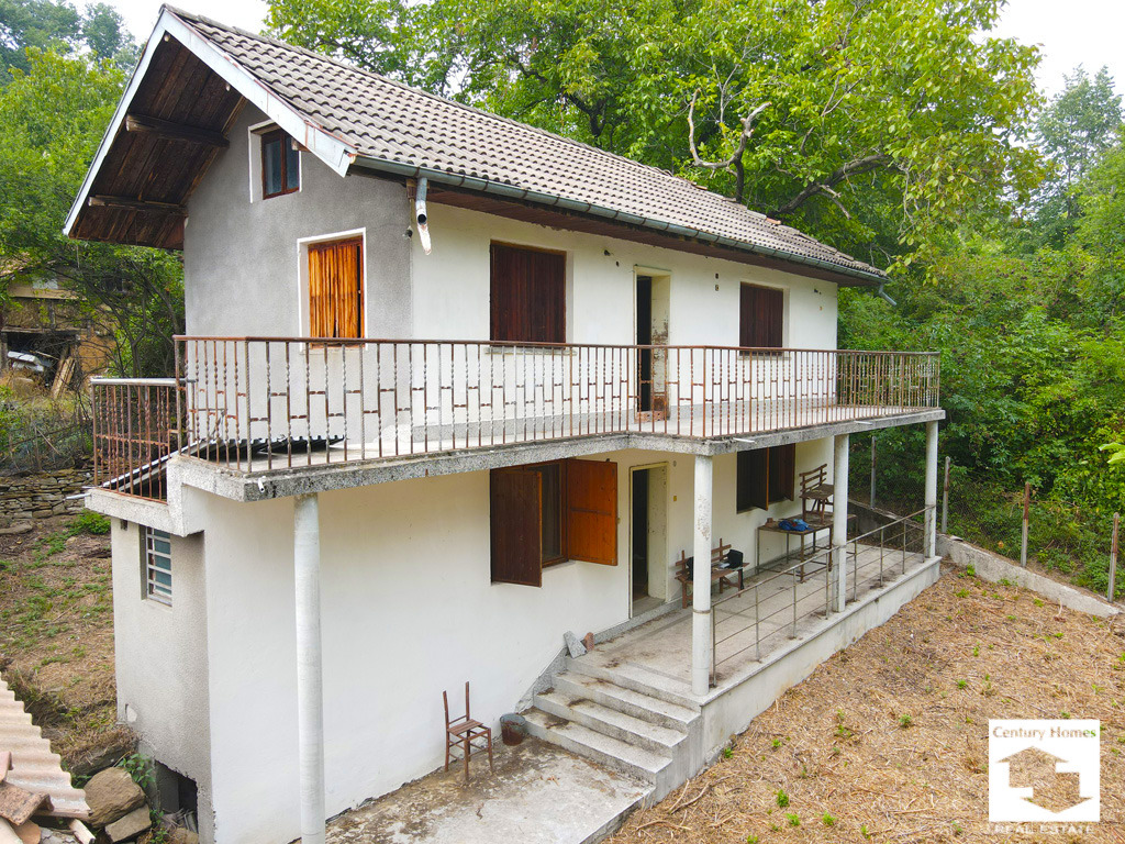 Продава КЪЩА, с. Добрените, област Габрово, снимка 2 - Къщи - 46734893