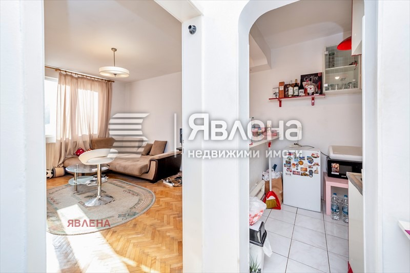 Продава 2-СТАЕН, гр. София, Света Троица, снимка 3 - Aпартаменти - 48119427