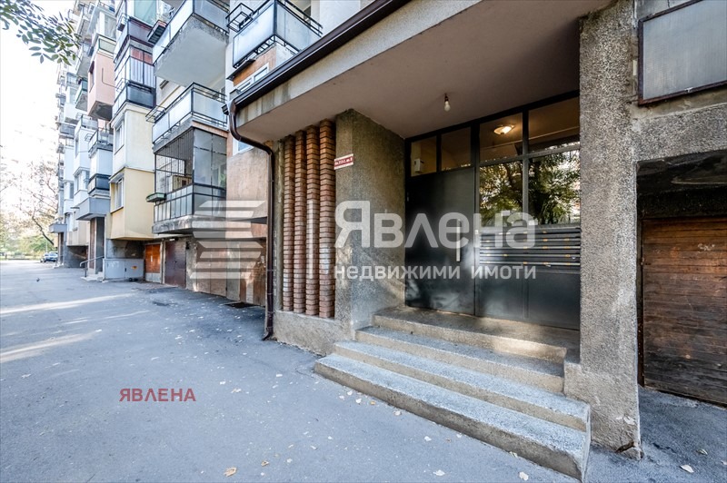 Продава 2-СТАЕН, гр. София, Света Троица, снимка 8 - Aпартаменти - 48119427