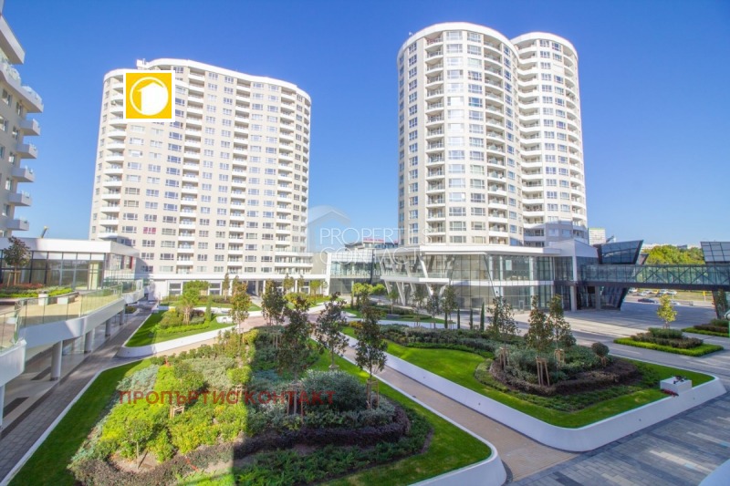 Продава 3-СТАЕН, гр. Бургас, Славейков, снимка 2 - Апартаменти - 52643775