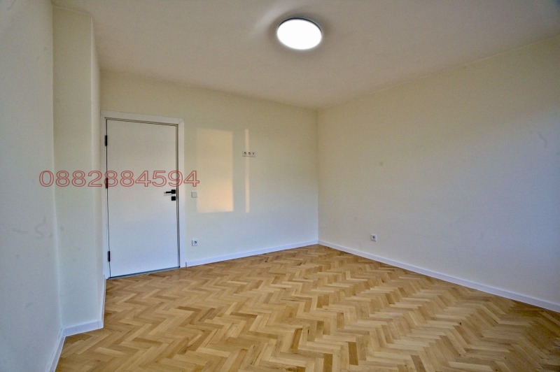 Продава  4-стаен град Варна , Център , 120 кв.м | 73021123 - изображение [4]