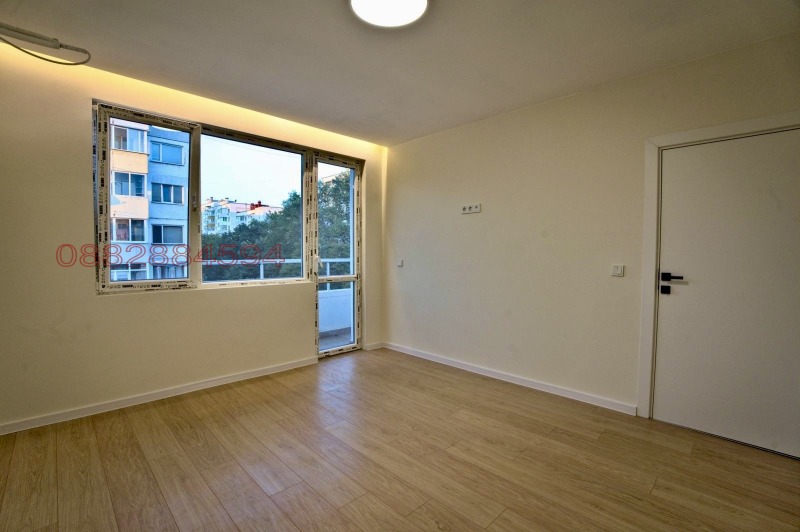 Продава  4-стаен град Варна , Център , 120 кв.м | 73021123 - изображение [6]