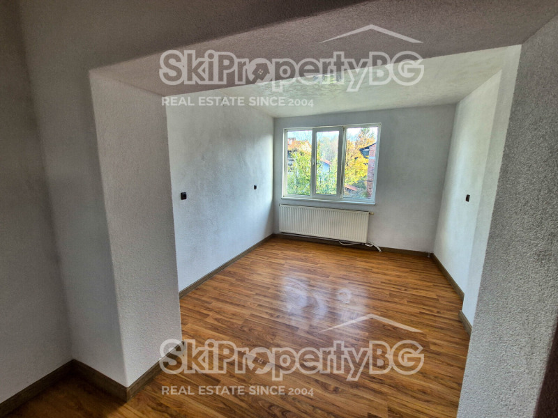 Продава ЕТАЖ ОТ КЪЩА, гр. Разлог, област Благоевград, снимка 9 - Етаж от къща - 52385097