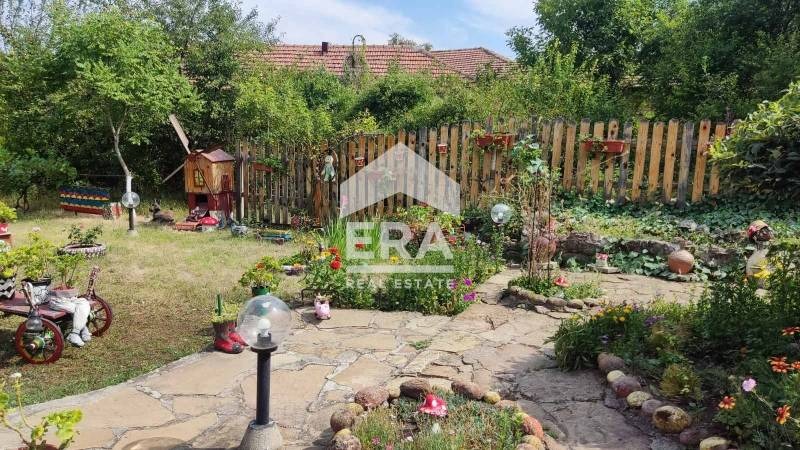 Продава КЪЩА, с. Балван, област Велико Търново, снимка 2 - Къщи - 53103634