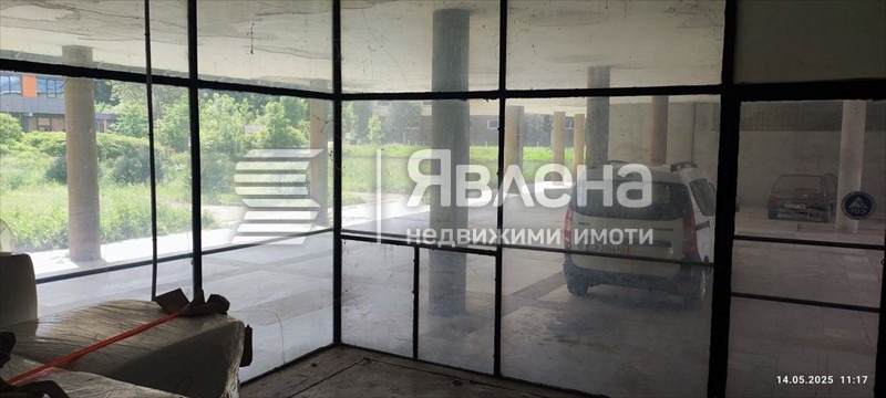 Продава ПРОМ. ПОМЕЩЕНИЕ, гр. Ботевград, област София област, снимка 3 - Производствени сгради - 55286949