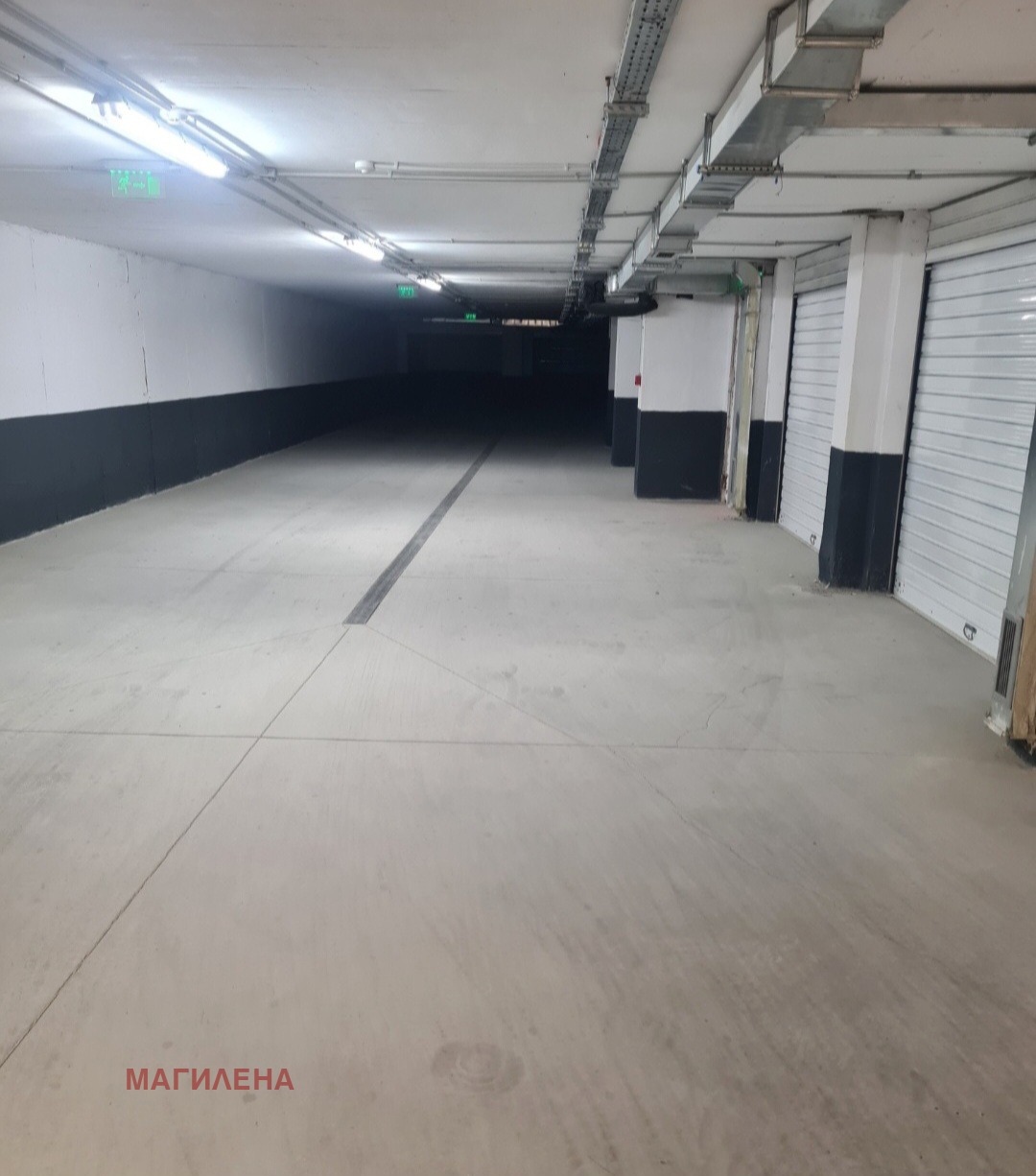 Продава ГАРАЖ, ПАРКОМЯСТО, гр. Пловдив, Център, снимка 2 - Гаражи и паркоместа - 55090476