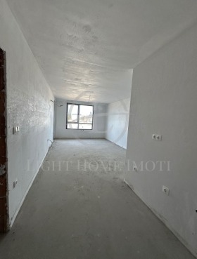 1 quarto Hristo Smirnenski, Plovdiv