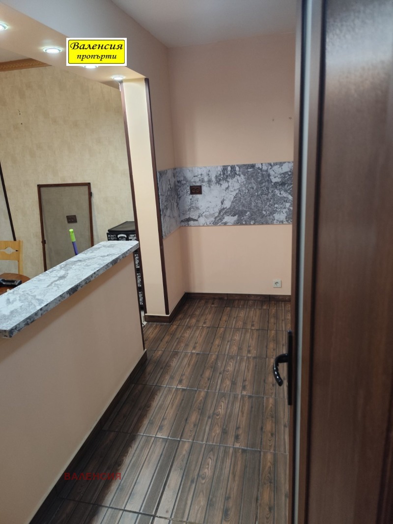 Продава  1-стаен град Враца , Младост , 48 кв.м | 93282899 - изображение [11]