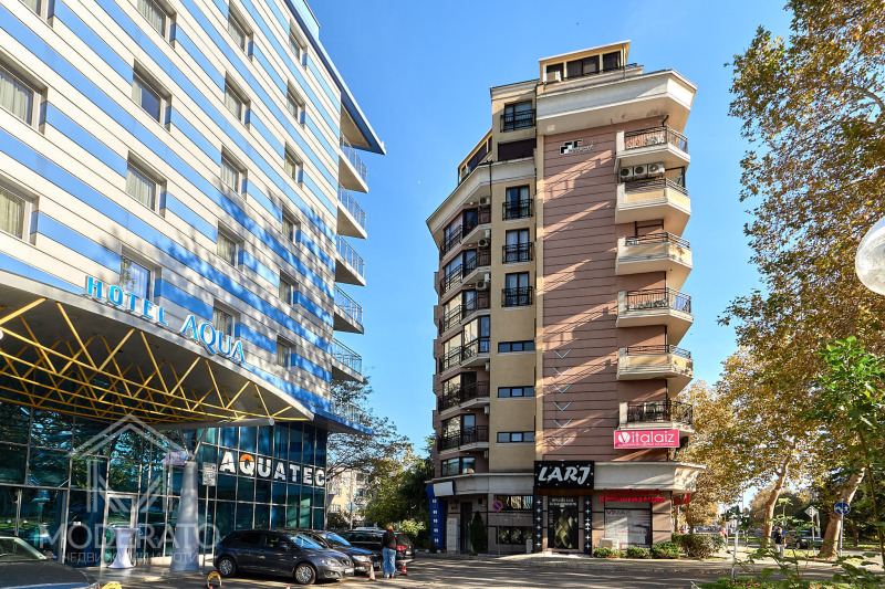 Продава 3-СТАЕН, гр. Бургас, Лазур