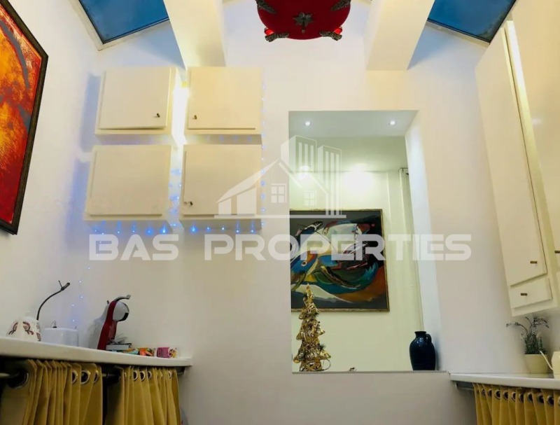 Продава МНОГОСТАЕН, гр. София, Център, снимка 5 - Апартаменти - 53518668