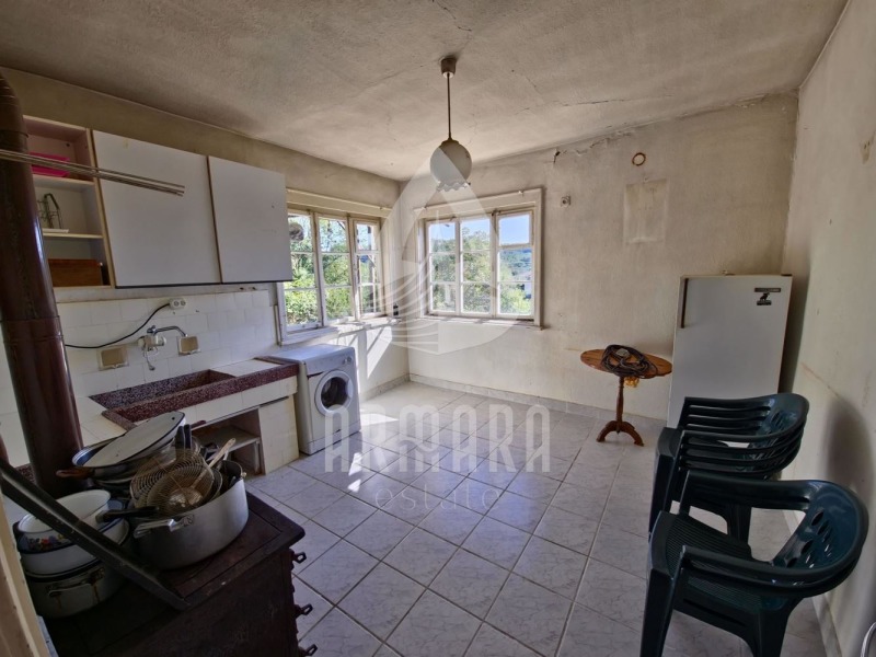 Продава КЪЩА, гр. Калофер, област Пловдив, снимка 10 - Къщи - 52832964