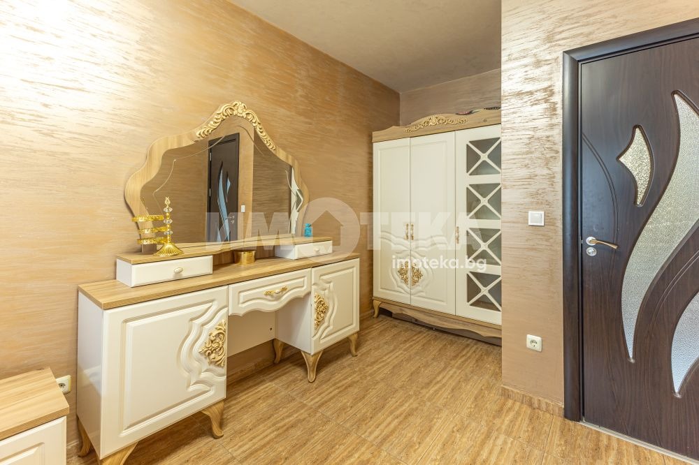 Продава 3-СТАЕН, гр. Варна, Аспарухово, снимка 16 - Апартаменти - 54710008