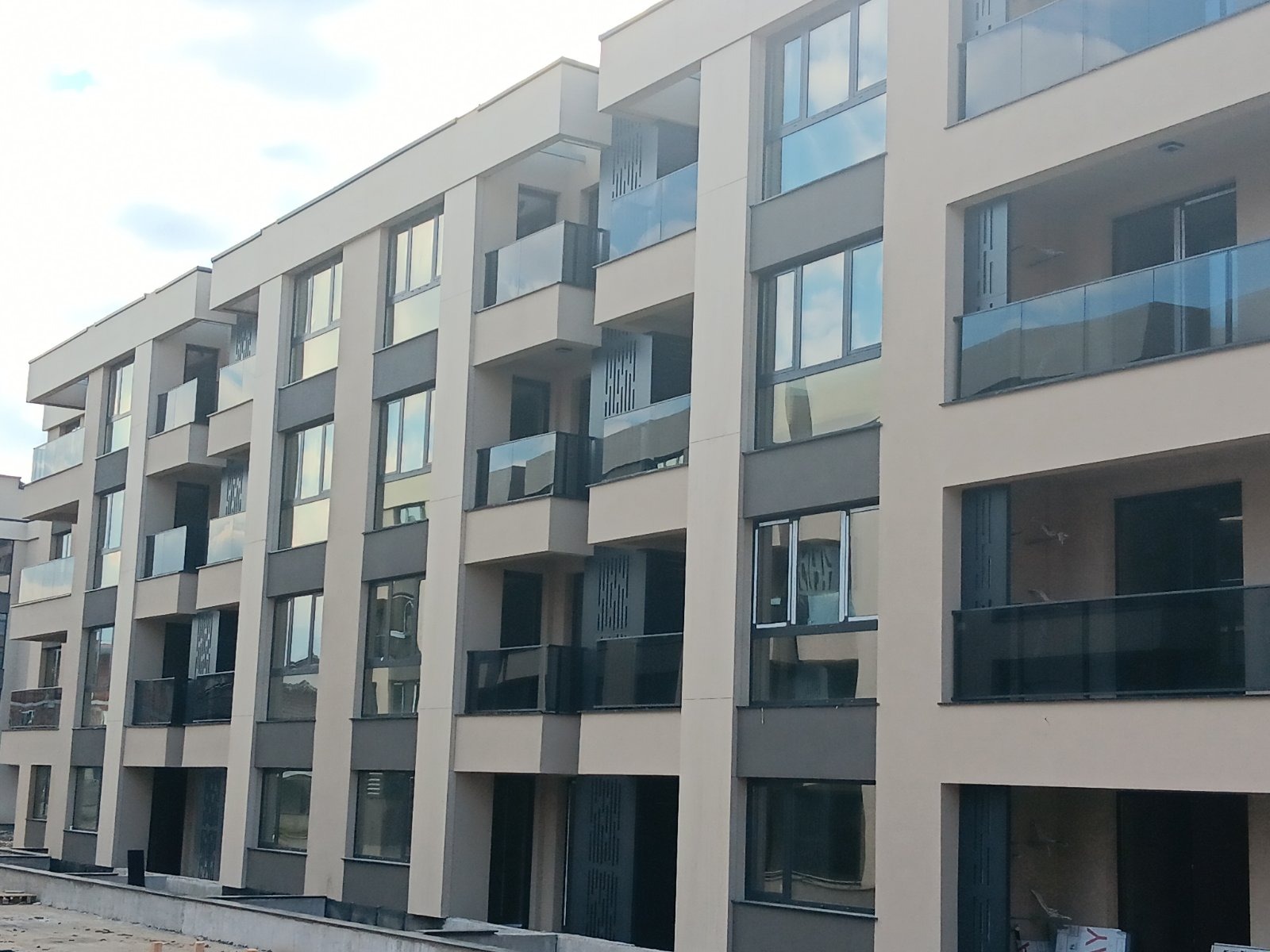 Продава 3-СТАЕН, гр. Пловдив, Остромила, снимка 5 - Апартаменти - 55055168