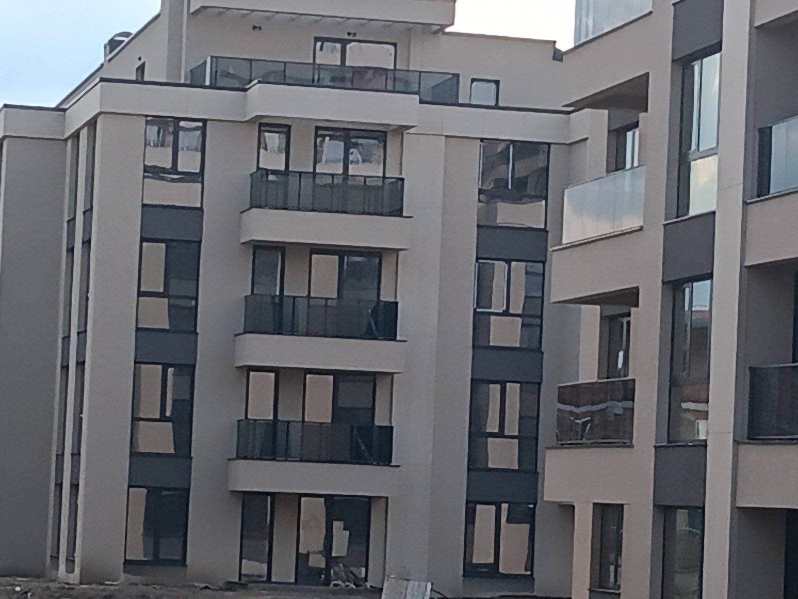 Продава 3-СТАЕН, гр. Пловдив, Остромила, снимка 4 - Апартаменти - 55055168