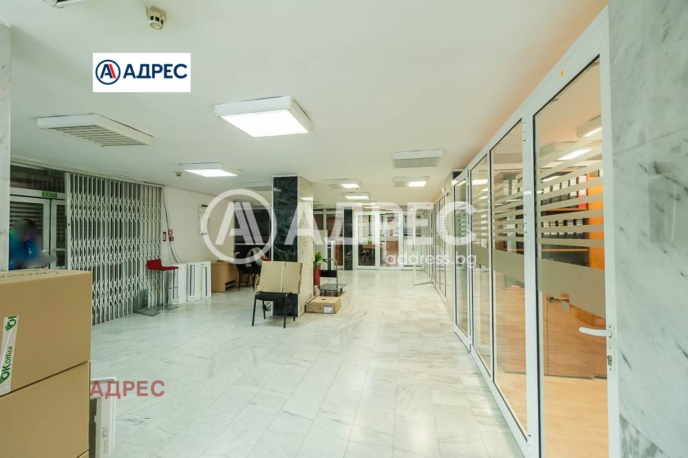 Продава ПРОМ. ПОМЕЩЕНИЕ, гр. Варна, ЖП Гара, снимка 6 - Производствени сгради - 55363519