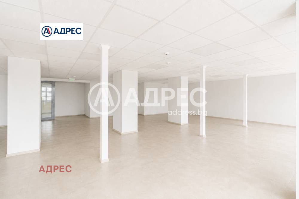 Продава ПРОМ. ПОМЕЩЕНИЕ, гр. Варна, ЖП Гара, снимка 2 - Производствени сгради - 55363519
