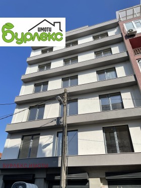 1 dormitor Colhozen pazar, Varna 1