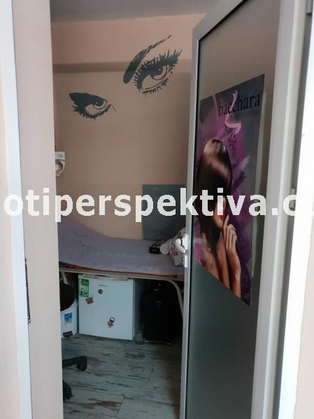 In vendita  Negozio Plovdiv , Karshiiaka , 70 mq | 85625255 - Immagine [6]