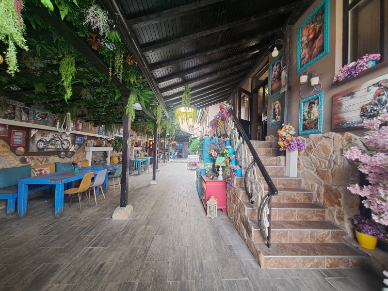 Продава ЗАВЕДЕНИЕ, град Пазарджик, Моста на Лютата • 550000 € / 1075706.50 лв. • 77796703 1