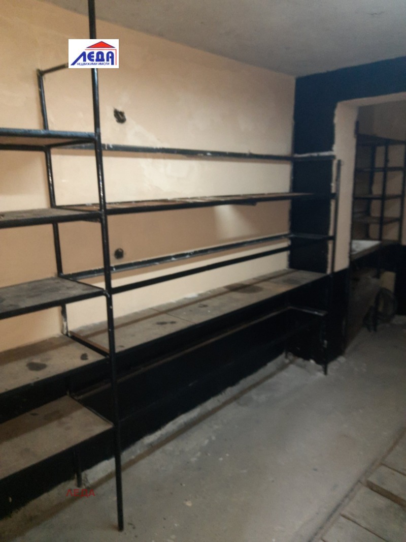Te koop  Garage Pleven , 9-ti kvartal , 22 m² | 38150332 - afbeelding [4]