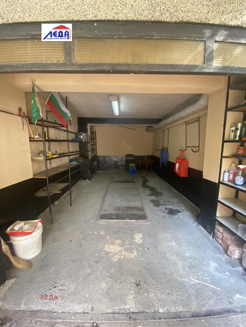 Te koop  Garage Pleven , 9-ti kvartal , 22 m² | 38150332