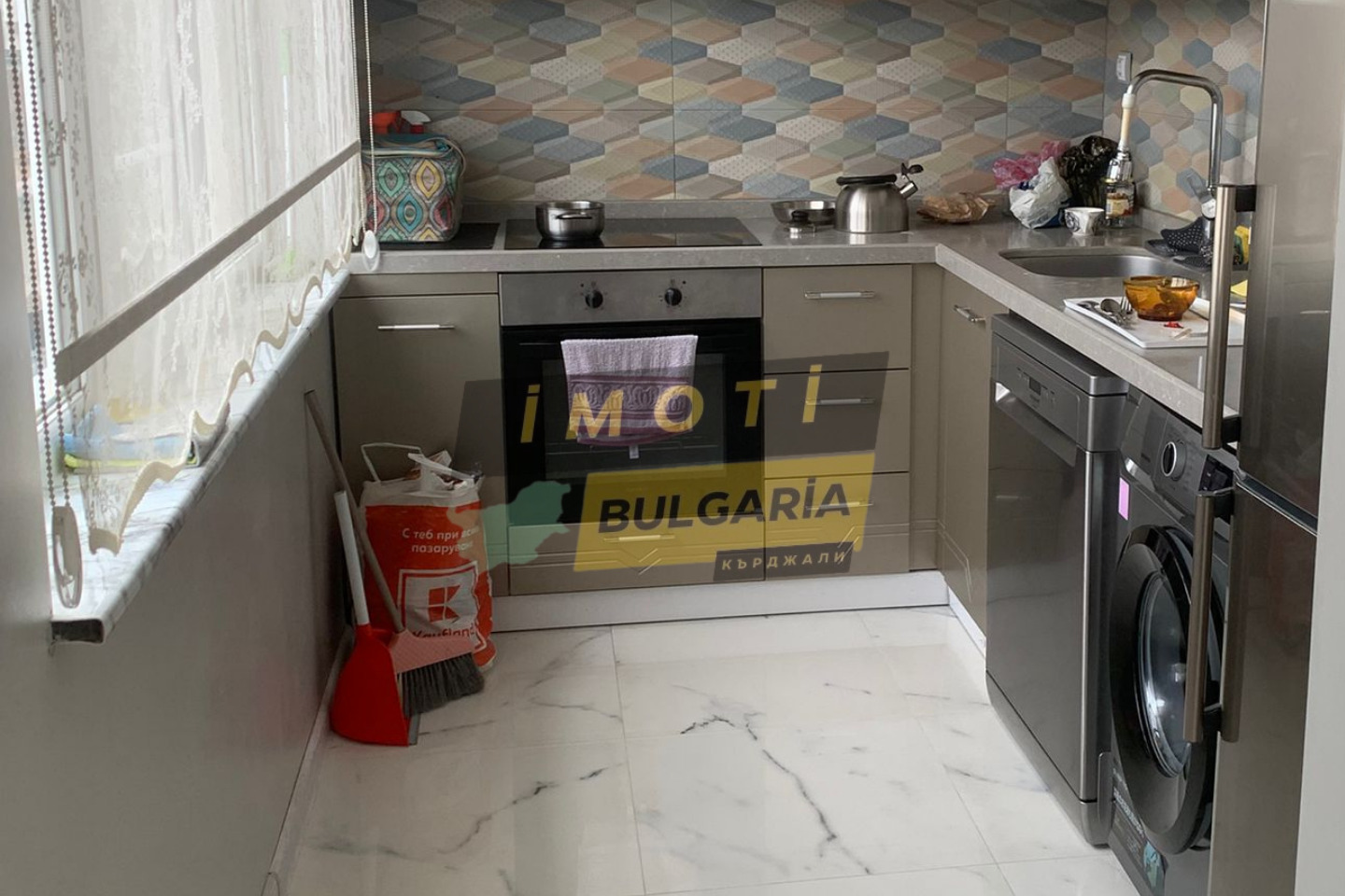 Продава 2-СТАЕН, гр. Кърджали, Възрожденци, снимка 5 - Апартаменти - 54278986