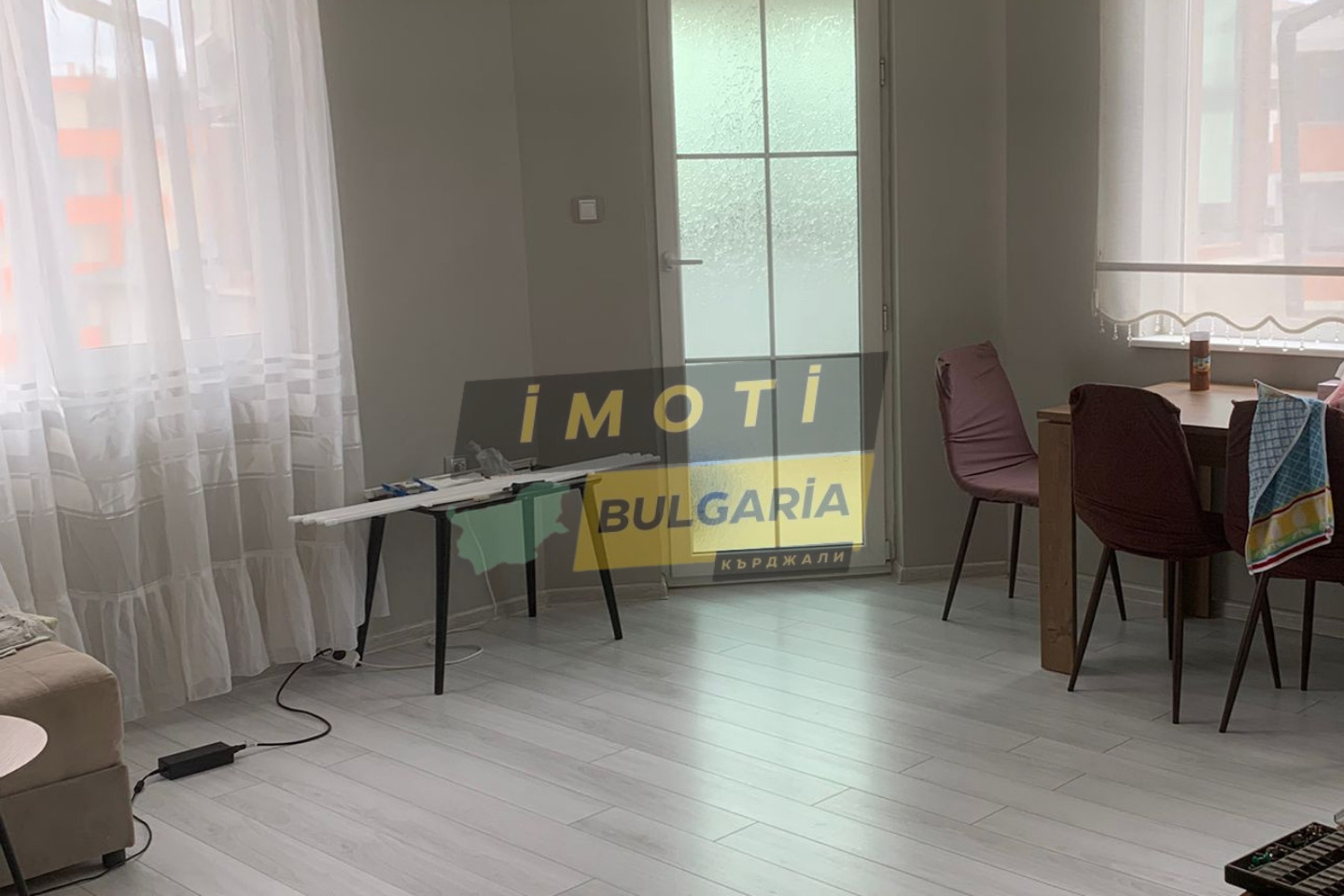 Продава 2-СТАЕН, гр. Кърджали, Възрожденци