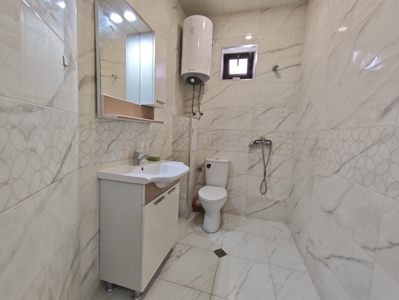 Продава 2-СТАЕН, гр. Шумен, Томбул джамия, снимка 6 - Апартаменти - 53234152