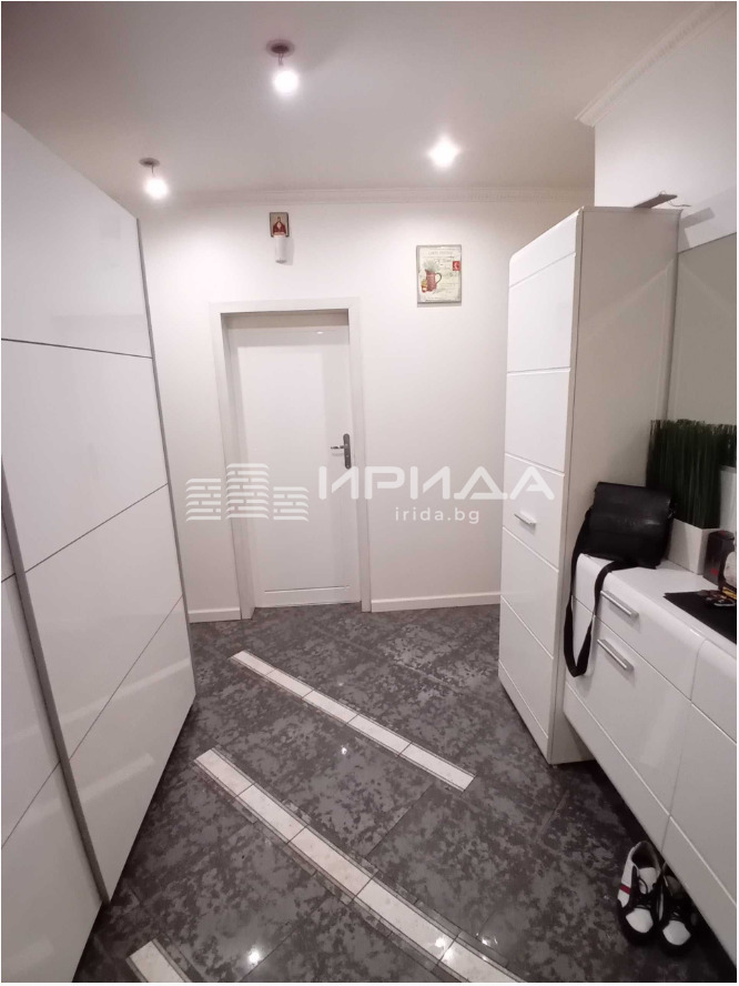 Продава 4-СТАЕН, гр. София, Света Троица, снимка 7 - Апартаменти - 55971915