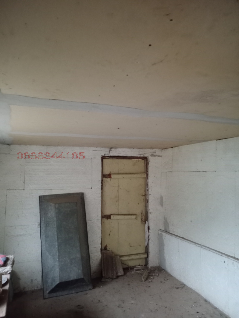 Продава КЪЩА, с. Бутан, област Враца, снимка 9 - Къщи - 53138048