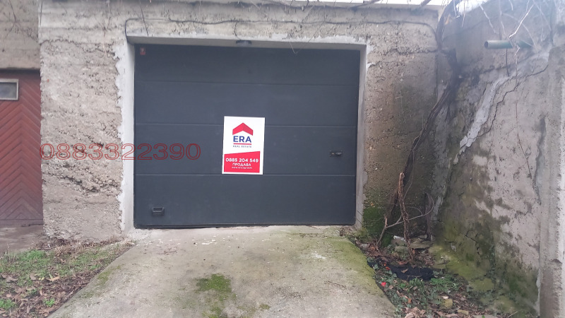 Продава ГАРАЖ, ПАРКОМЯСТО, гр. Казанлък, област Стара Загора