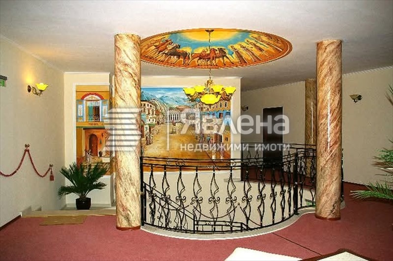 Продава ХОТЕЛ, гр. Златица, област София област, снимка 5 - Хотели - 55892145