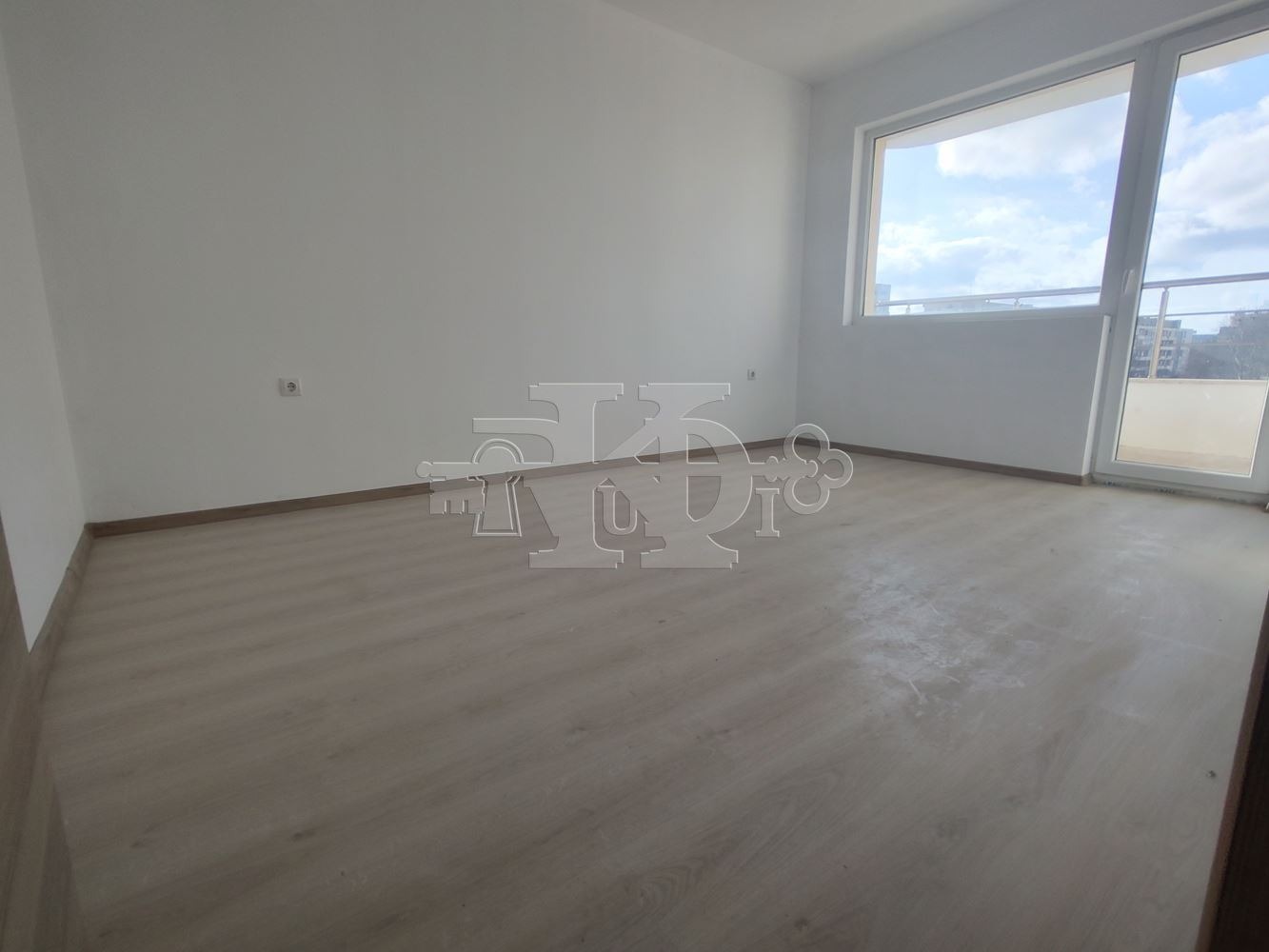 ������� 4-����� | Imot.bg � ����������� 8