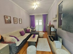 Продава  3-стаен, Солун