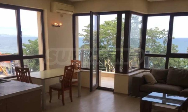 À venda  2 quartos Varna , k.k. Zlatni piasaci , 108 m² | 70454119 - imagem [3]