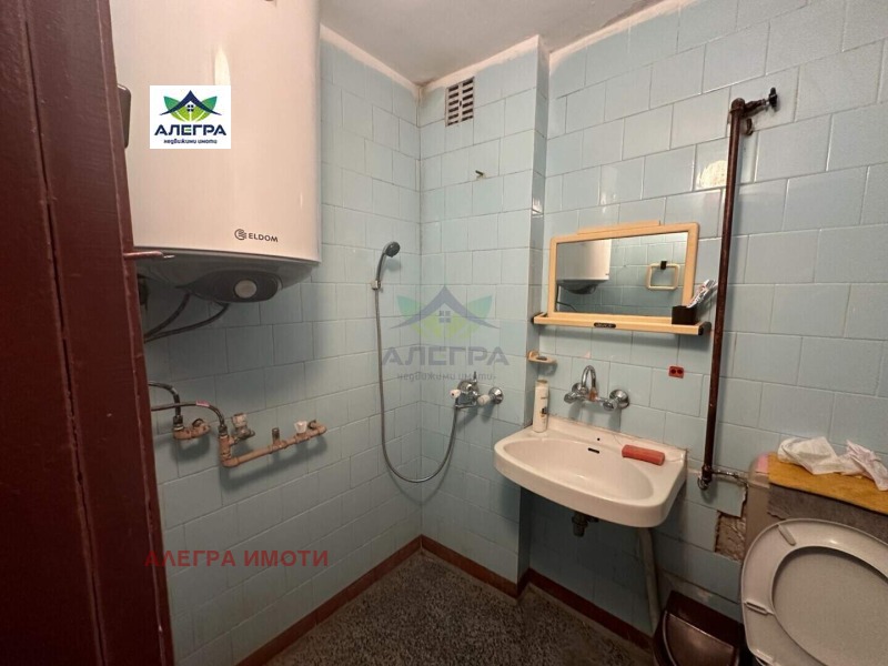 Till salu  2 sovrum Pazardjik , Centar , 85 kvm | 69077428 - bild [6]