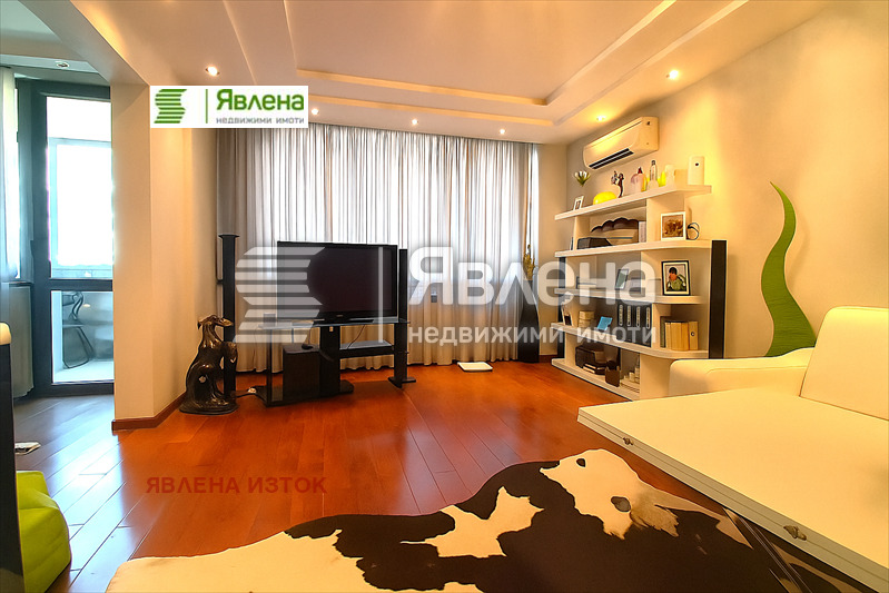 Продава 3-СТАЕН, гр. София, Зона Б-5, снимка 2 - Апартаменти - 52880771