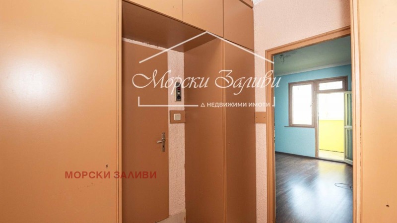 Продава 4-СТАЕН, гр. Бургас, Възраждане, снимка 3 - Апартаменти - 52489108